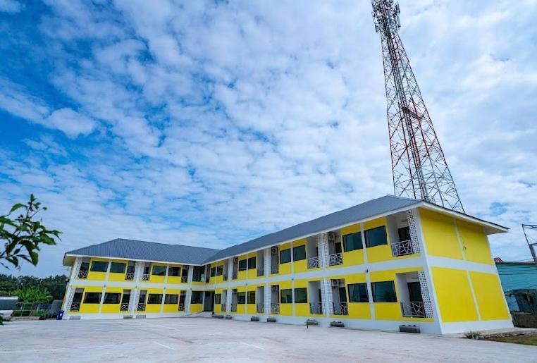 แอ่ว-ดีld Hotel&Residences Ngao Exterior foto