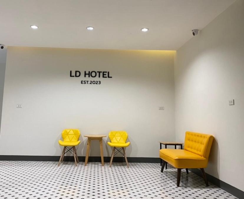 แอ่ว-ดีld Hotel&Residences Ngao Exterior foto
